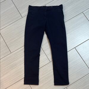 Women's navy Blue Gap Khaki pants size 4 “skinny mini”